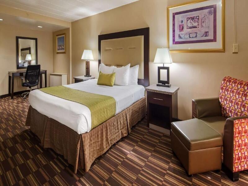 Best Western Louisville East Exterior foto