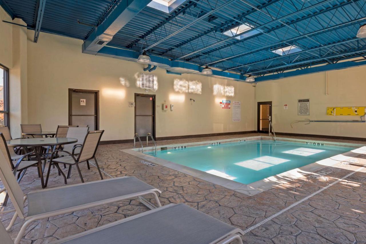Best Western Louisville East Exterior foto