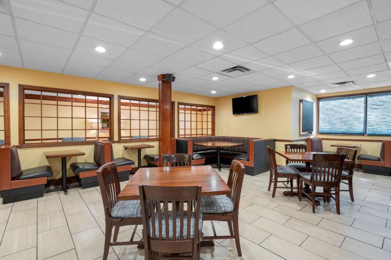Best Western Louisville East Exterior foto