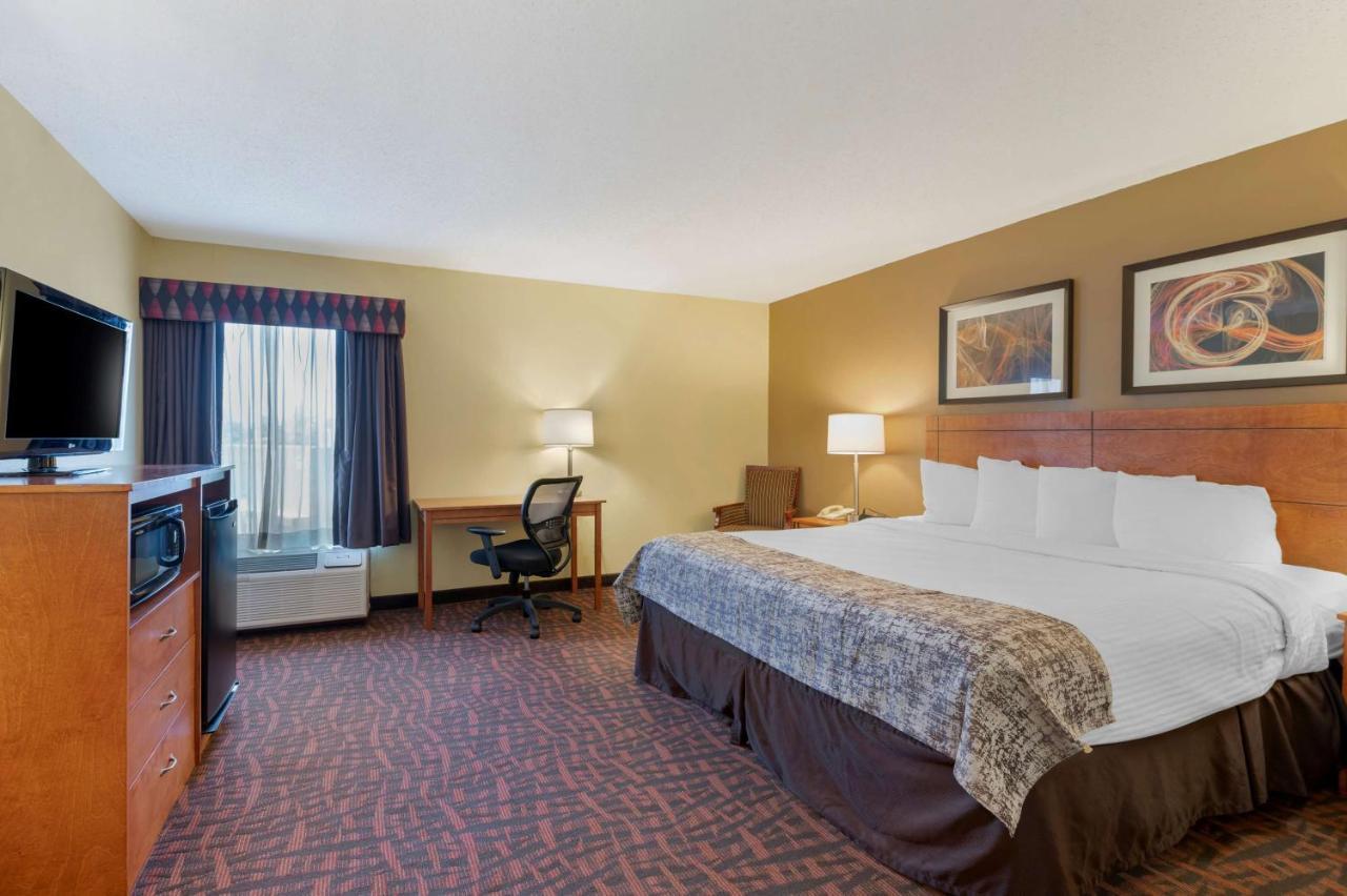 Best Western Louisville East Exterior foto