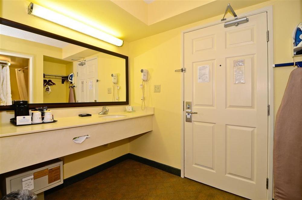 Best Western Louisville East Zimmer foto