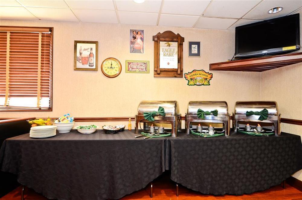Best Western Louisville East Restaurant foto