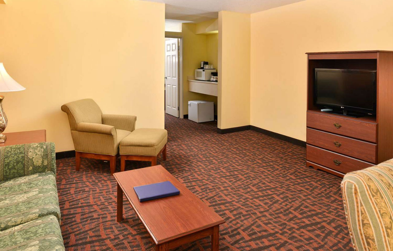 Best Western Louisville East Exterior foto