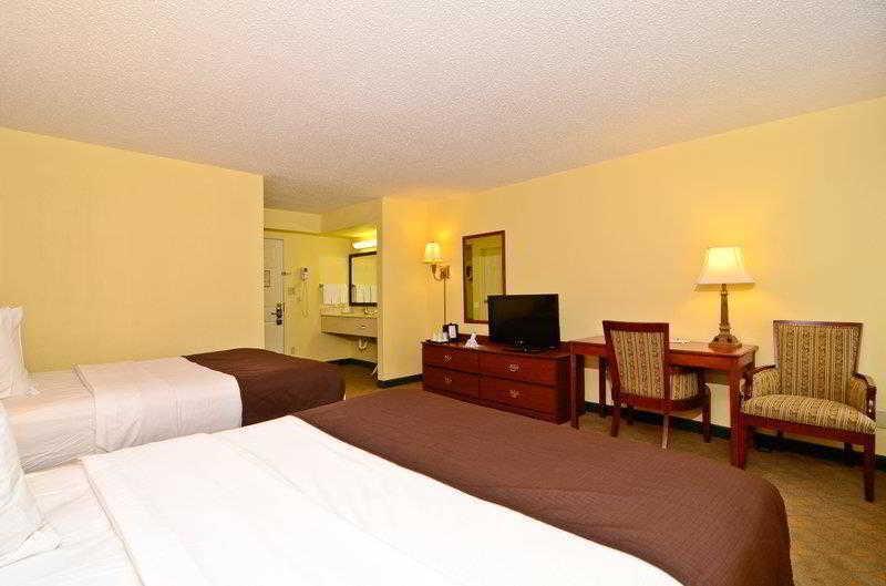Best Western Louisville East Exterior foto