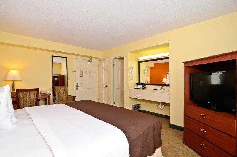 Best Western Louisville East Exterior foto